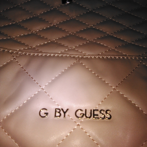 G by Guess pastel pink women's large shoulder bag with hand strap - Picture 3 of 7